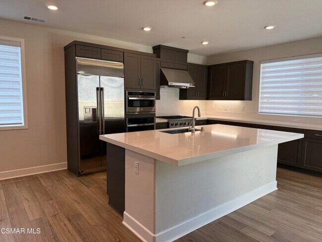 Foto del edificio - 3079 Harrison Ln