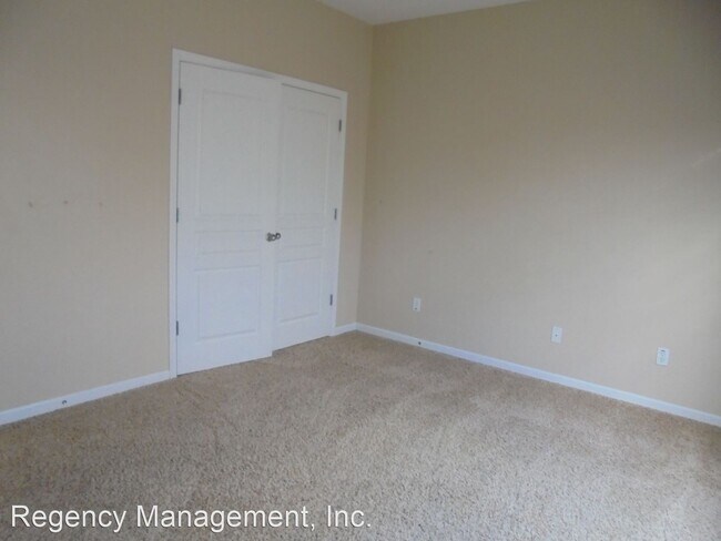 Building Photo - 3 br, 2 bath House - 116 Hall Hill Court