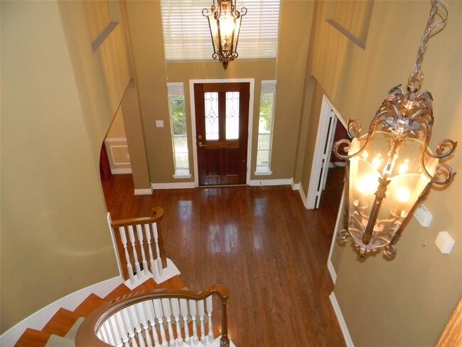Foto del edificio - 5507 Deerbourne Chase Dr