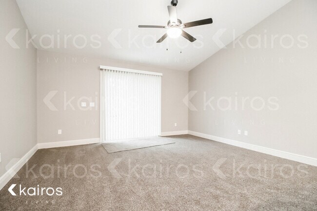 Building Photo - 17 Malauka Radial Cir