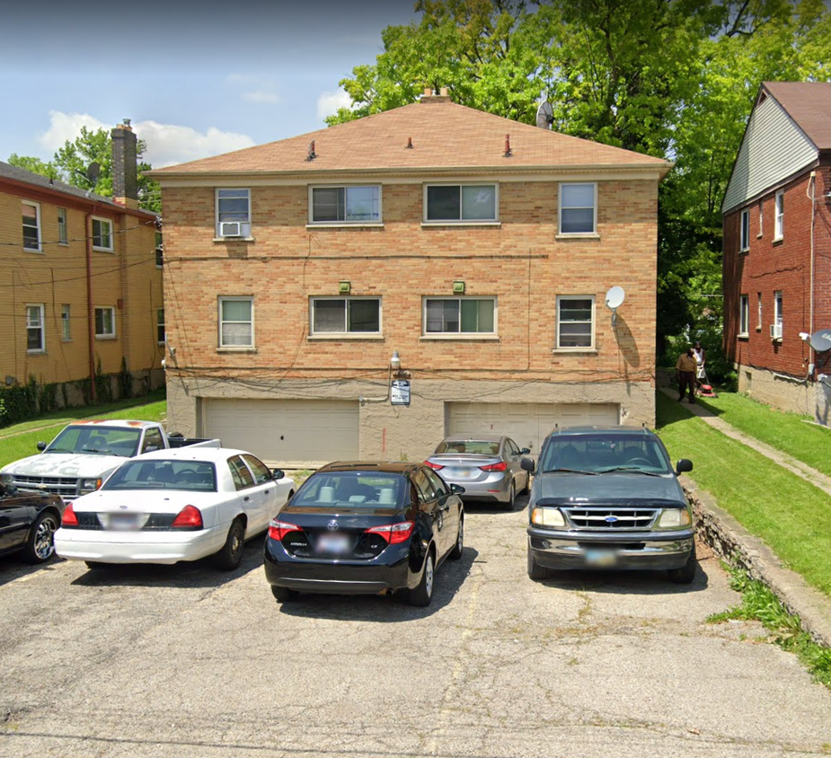 Foto del edificio - 7240 Reading Rd