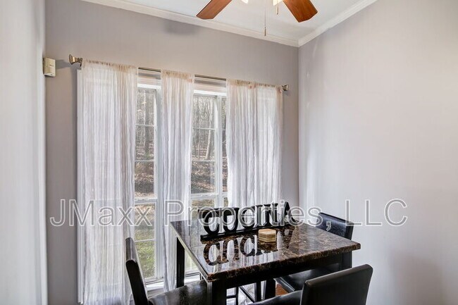 Foto del edificio - 4021 Melvin Dr SW