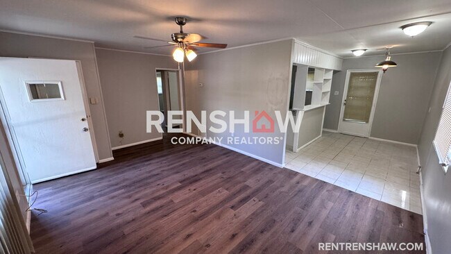 Building Photo - 3300 Baskin St