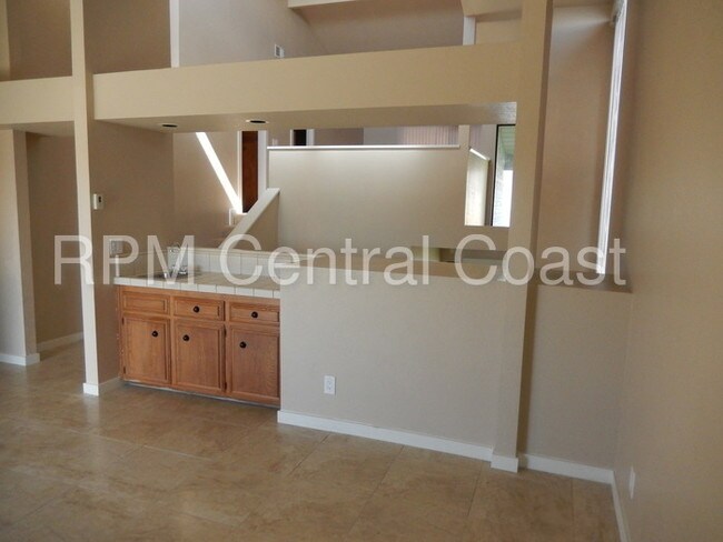 Building Photo - LEASE PENDING  - Pismo Beach Condo