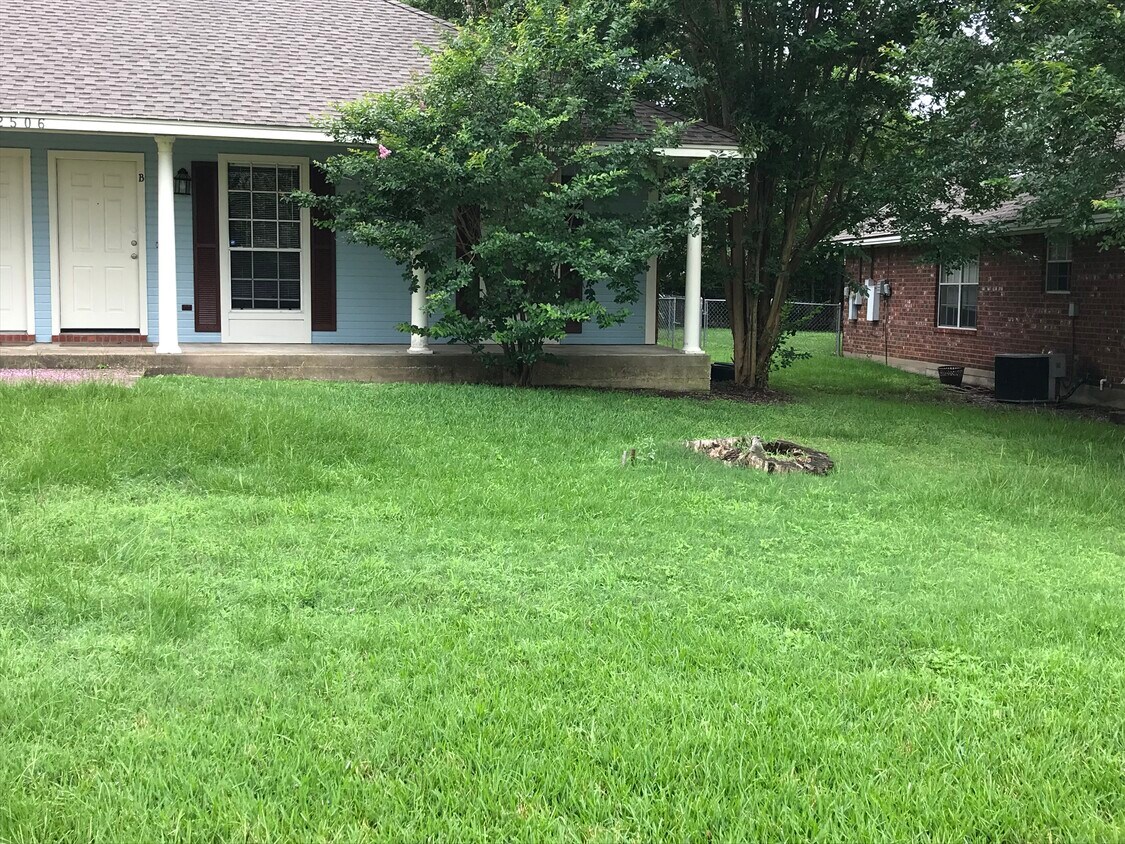 Primary Photo - 2506 Pecan Ridge Dr
