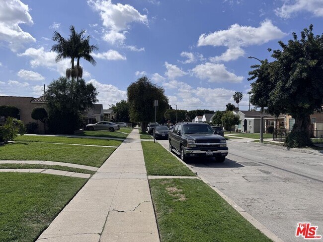 Foto del edificio - 5930 Arlington Ave