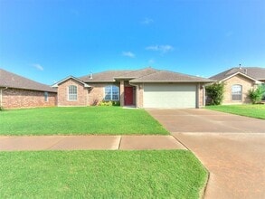 Building Photo - 4221 Manhattan Dr