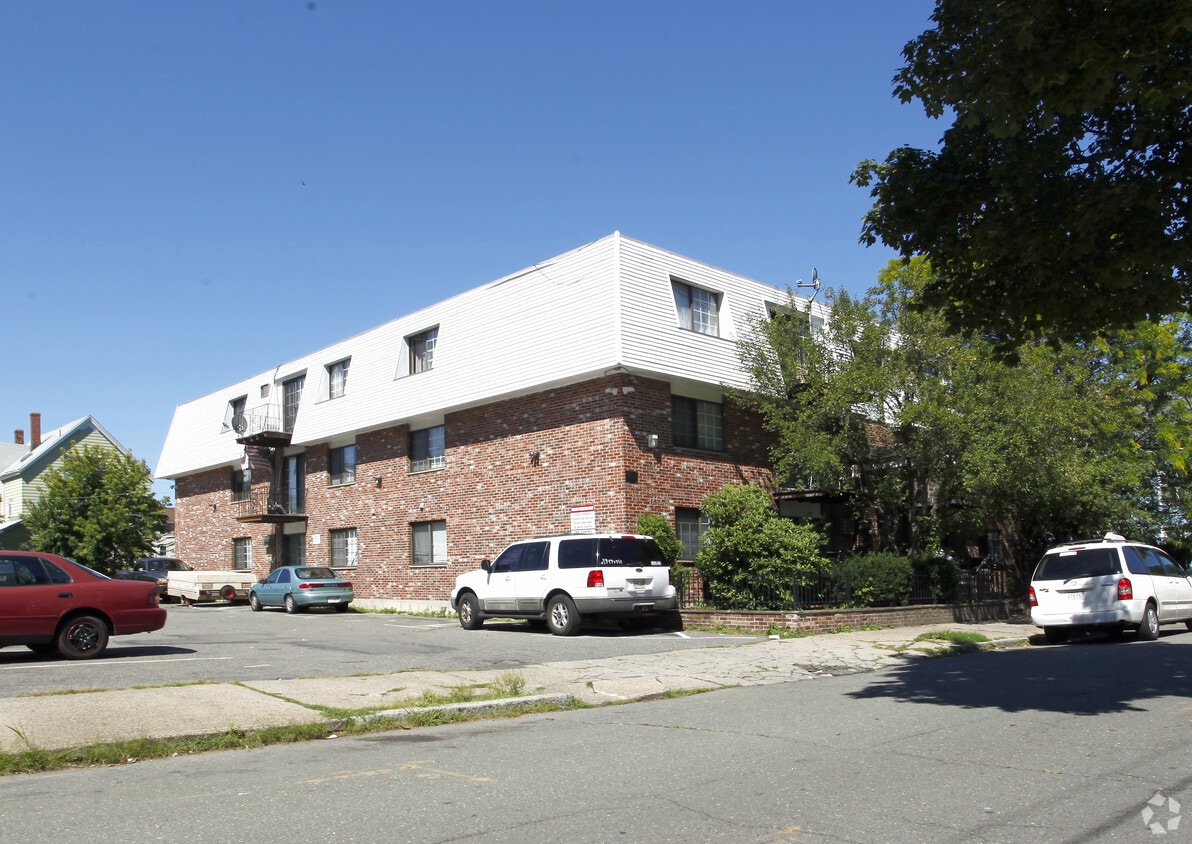 Primary Photo - 72 Mall St