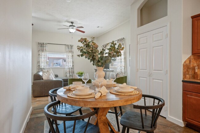 Building Photo - 6166 Imperial Loop Dr