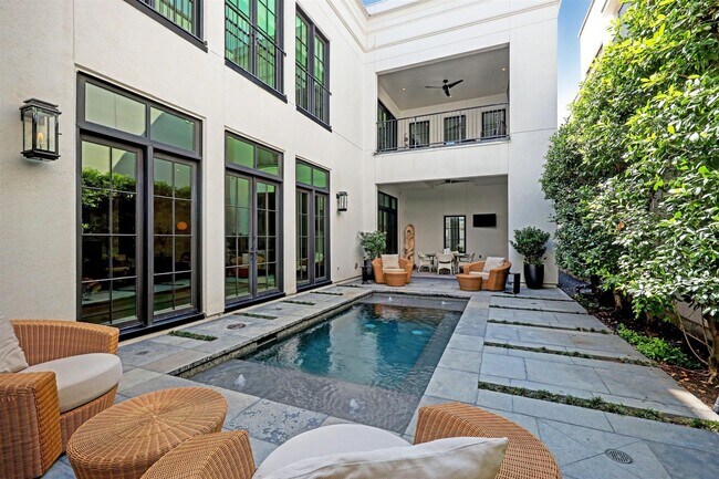 Foto del edificio - 2521 Westgate Dr