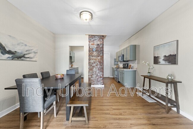 Foto del edificio - 1441 E 11th St