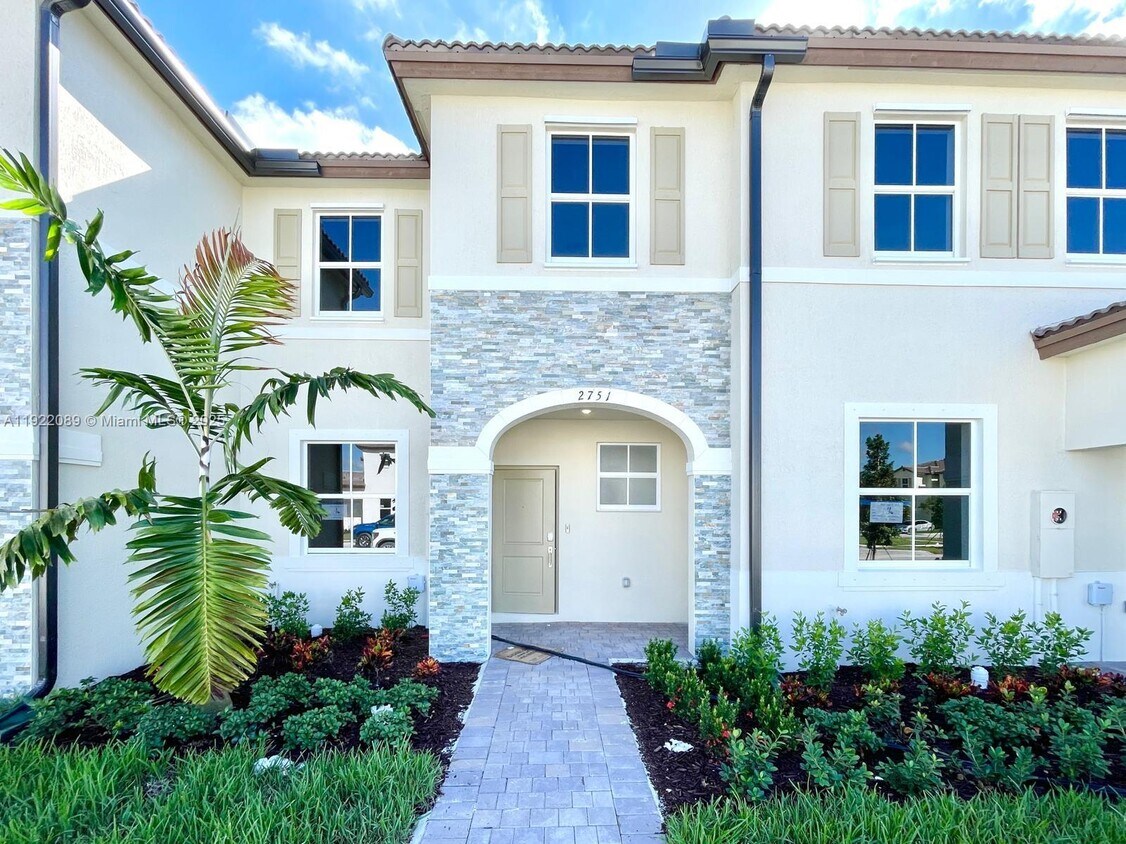 Foto principal - 2751 SE 26th Rd