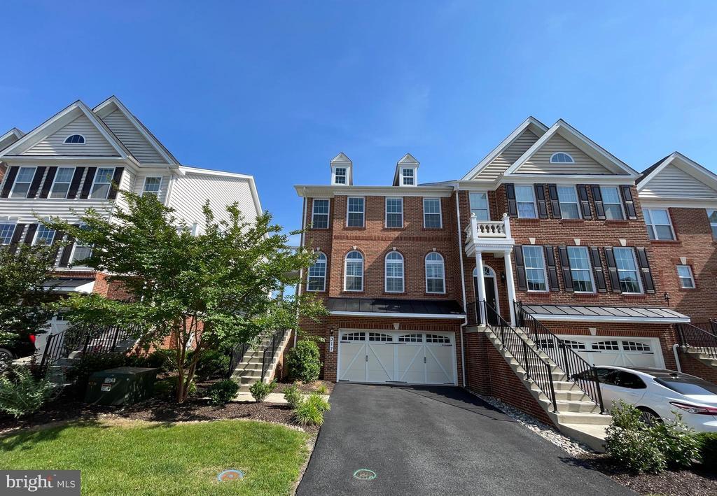 Foto principal - 317 Spruce Pine Rd