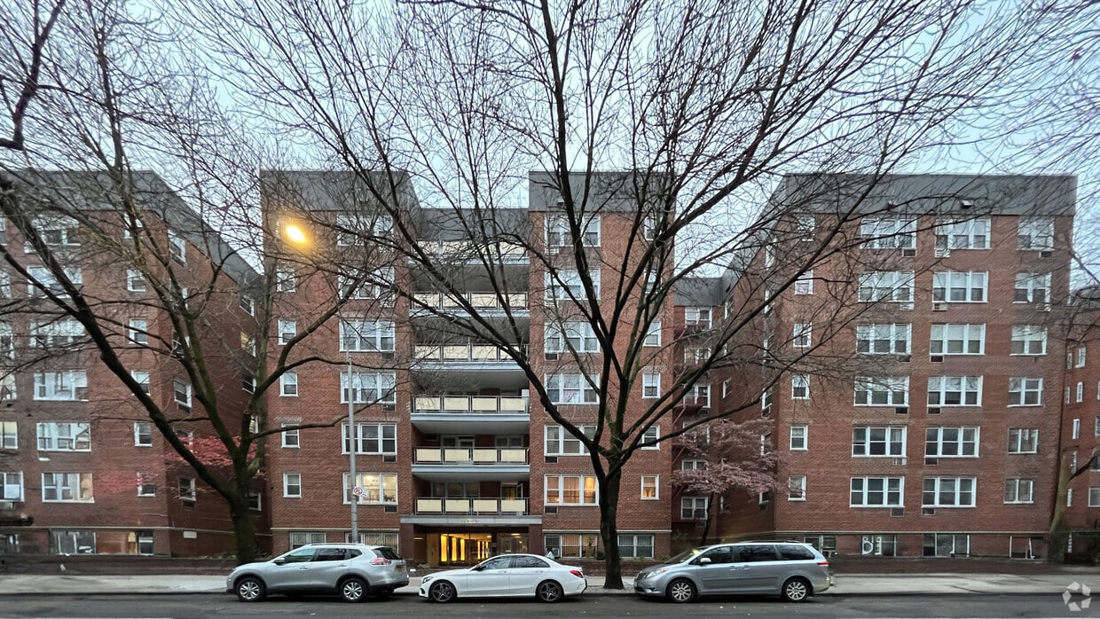 Primary Photo - 14470 41st Ave