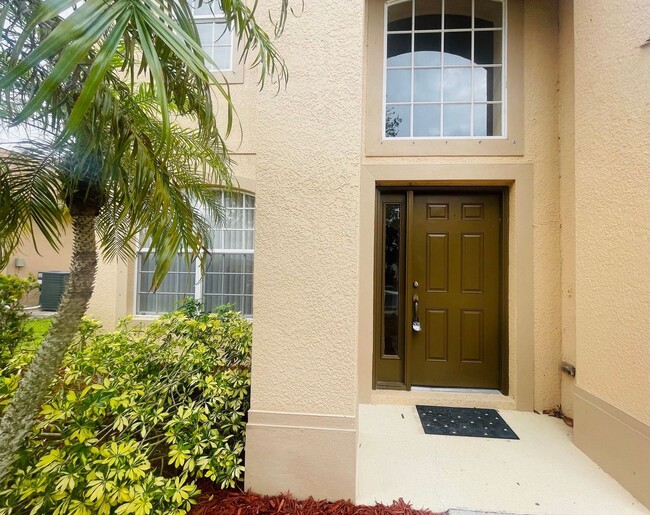 Building Photo - 4 br, 2.5 bath House - 2803 Suncoast Lakes...