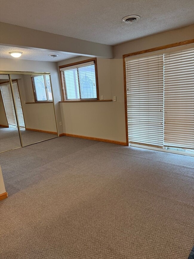 Building Photo - 2305 4th Ave S