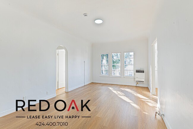 Foto del edificio - 706 N St Andrews Pl