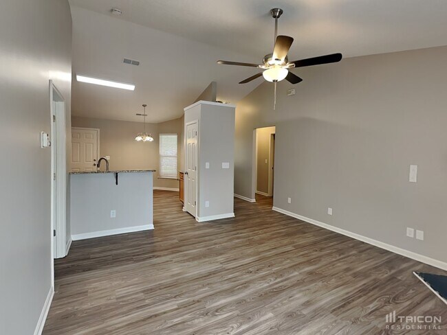 Building Photo - 1072 Meadowbrook Lane SW Concord NC