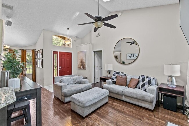 Foto del edificio - 1322 American Elm Dr