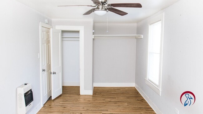 Building Photo - 1 bed 1 bath Garden District Studio Apartment
