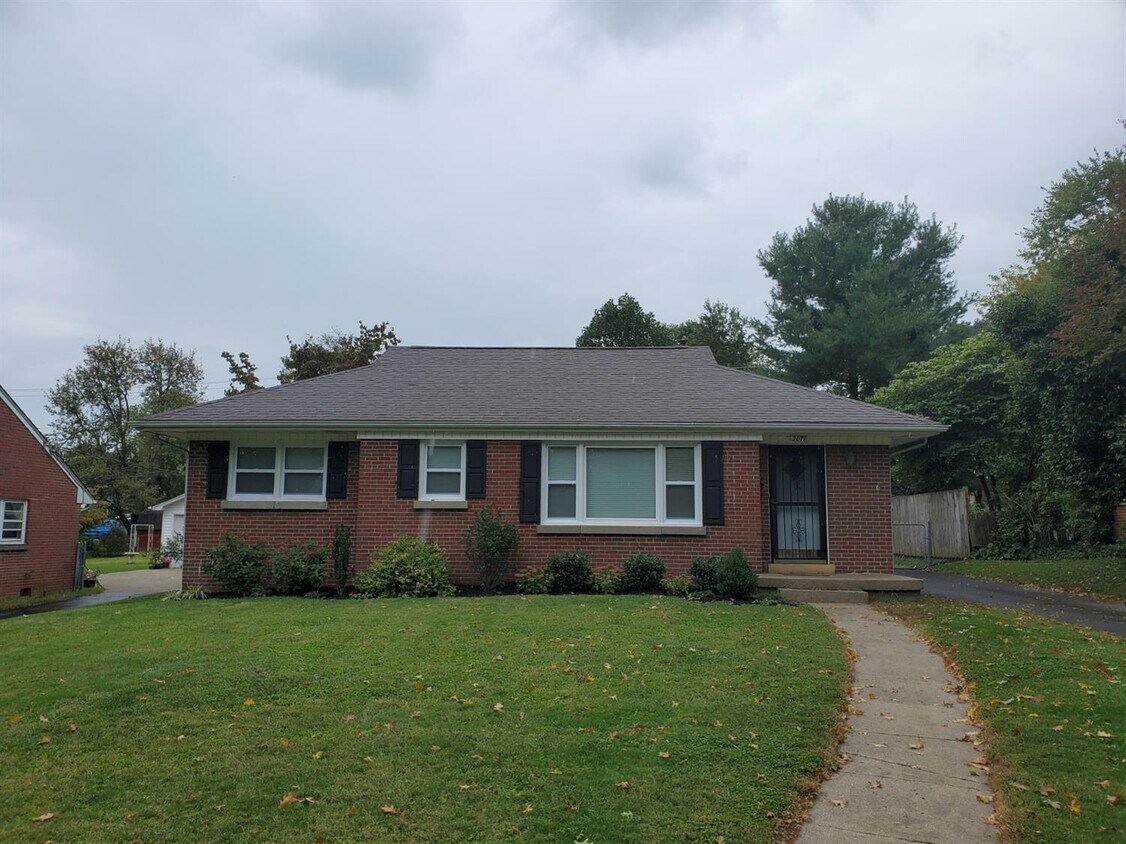 2078 Rambler Rd, Lexington, KY 40503 House for Rent in Lexington, KY
