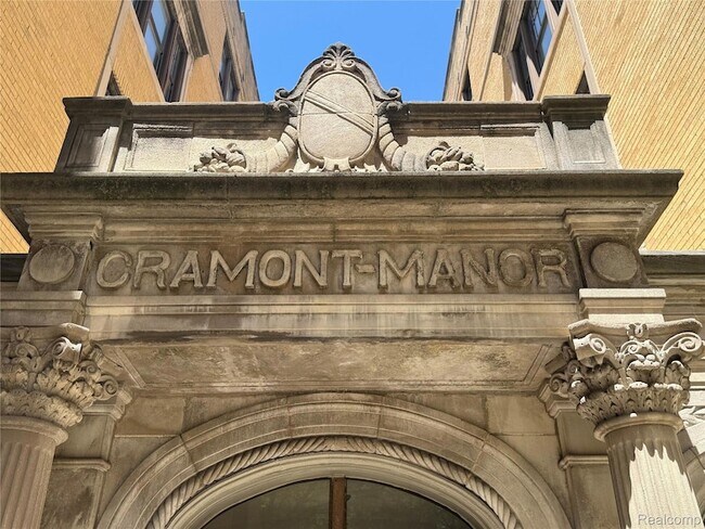 Foto del edificio - 120 Seward Ave