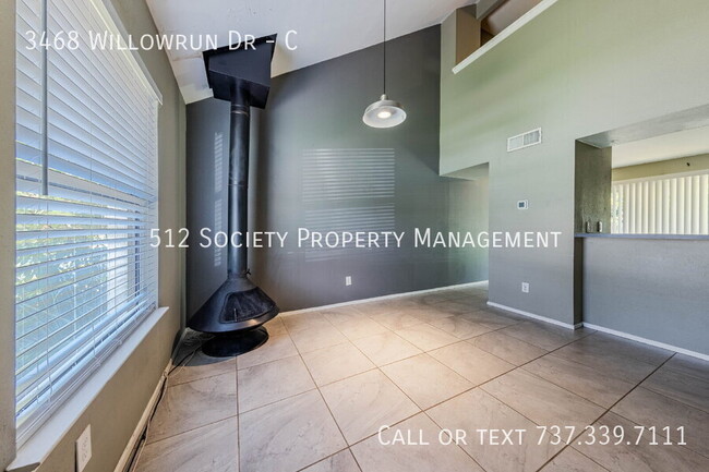 Foto del edificio - 3468 Willowrun Dr