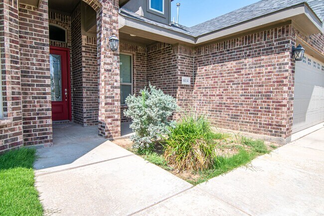 Building Photo - 6014 Sunrise Way