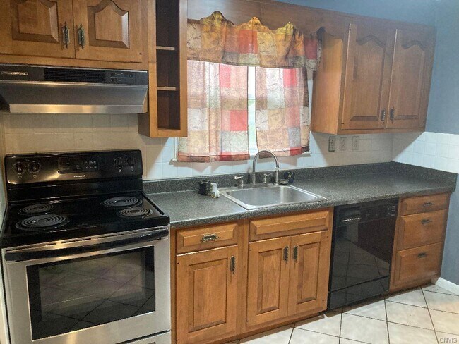 Foto del edificio - 734 Knickerbocker Dr