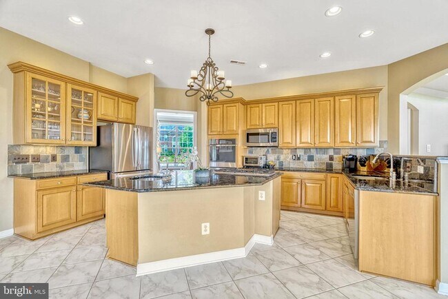 Building Photo - 22374 Dolomite Hills Dr