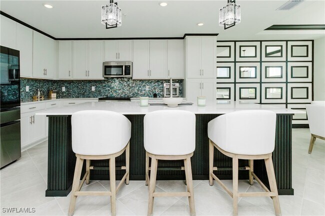 Foto del edificio - 5555 Double Eagle Cir