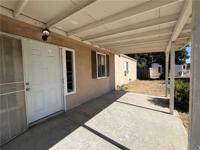 Building Photo - 1004 Occidental Dr