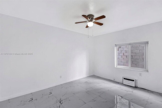 Foto del edificio - 215 30th St