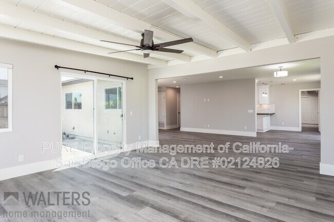 Building Photo - 3772 Governor Dr