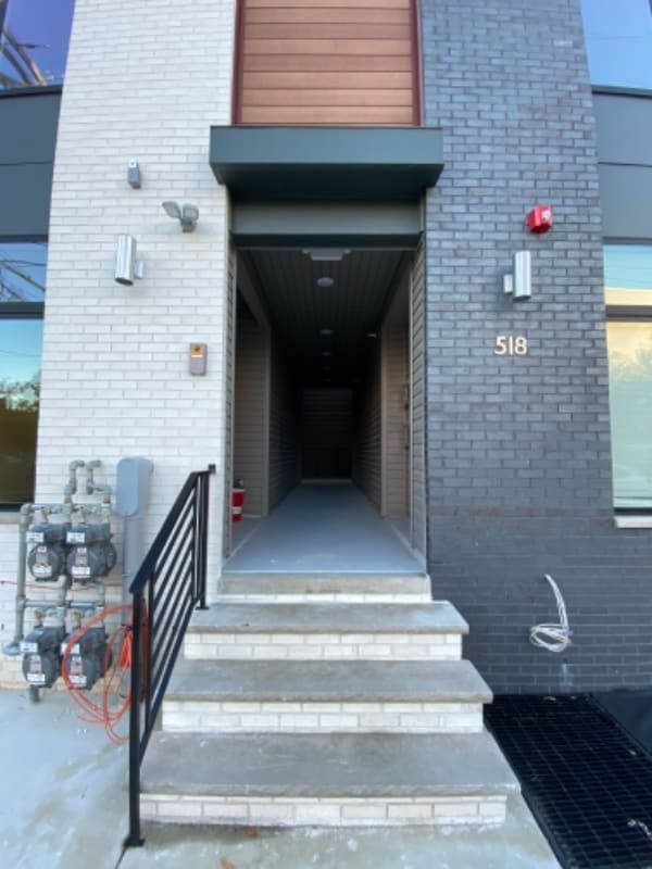 Building Photo - 518 W Montgomery Ave