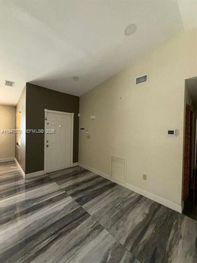 Foto del edificio - 12241 SW 268th St