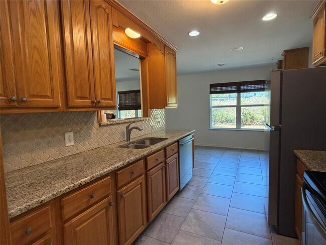 Building Photo - 801 Brushy Creek Dr