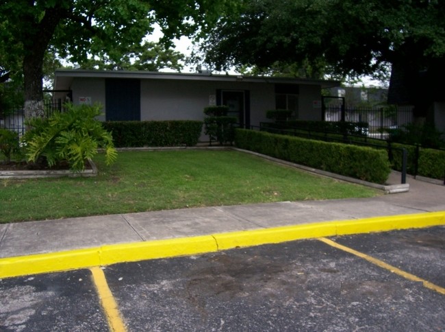 Building Photo - McMullen Square Apartments