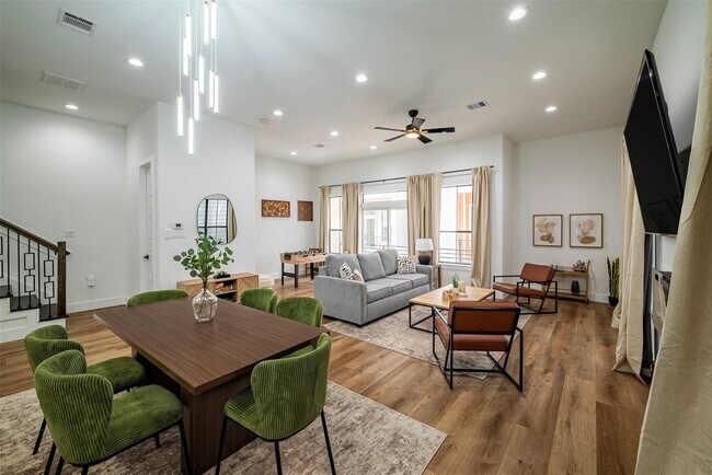 Foto del edificio - 1305 E 27th St