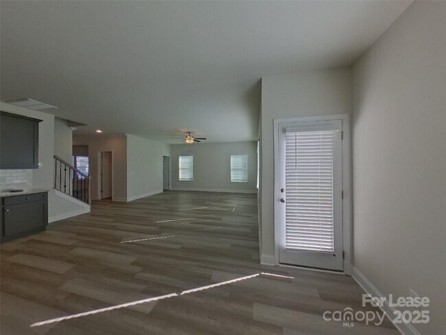 Foto del edificio - 112 Halesworth Rd