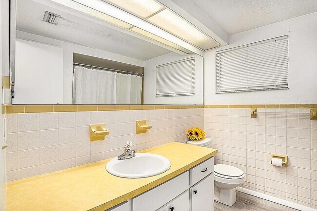 Building Photo - 7144 Fireside Dr