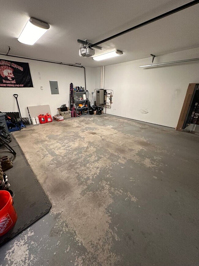 Foto del edificio - Large 3bd, 2.5 Bath Townhome for Rent in N...