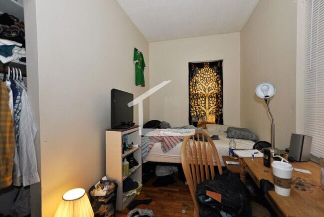 Building Photo - 9/1 No Fee! Charming 2BR on Huntington Ave near Longwood, Brigham Cir