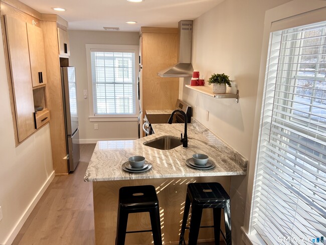 Foto del edificio - 179 Butternut St