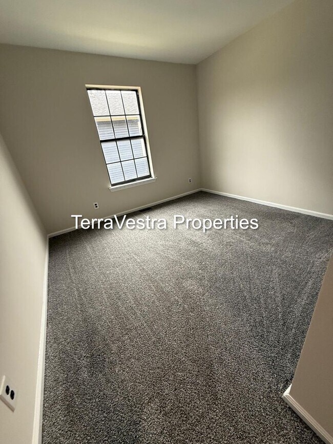 Building Photo - 2853-2855 Erial Road