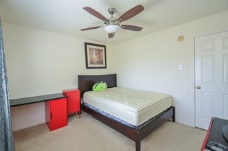 Building Photo - 13823 Eldridge Garden Cir