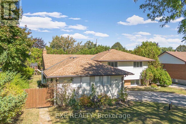 Photo du bâtiment - 1487 Beckworth Ave