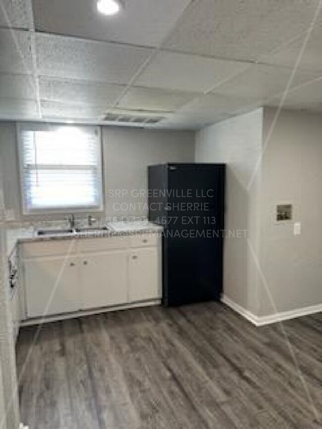 Building Photo - 3 Bedroom Townhome @ Northway Townhomes in...