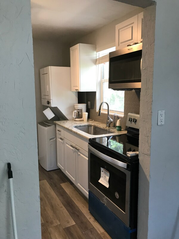 Photo - 116 NW 12th St House