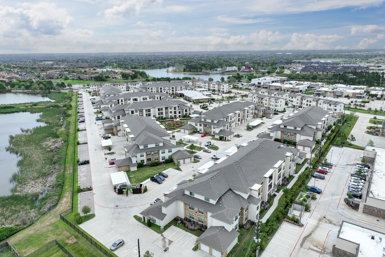 Aerial Photo - The Argonne Apartments